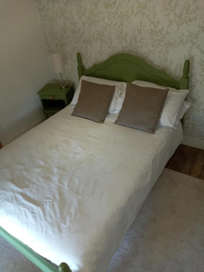 Saint-Martial-sur-Isop Chez Gondat Chambre D'Hotes מראה חיצוני תמונה